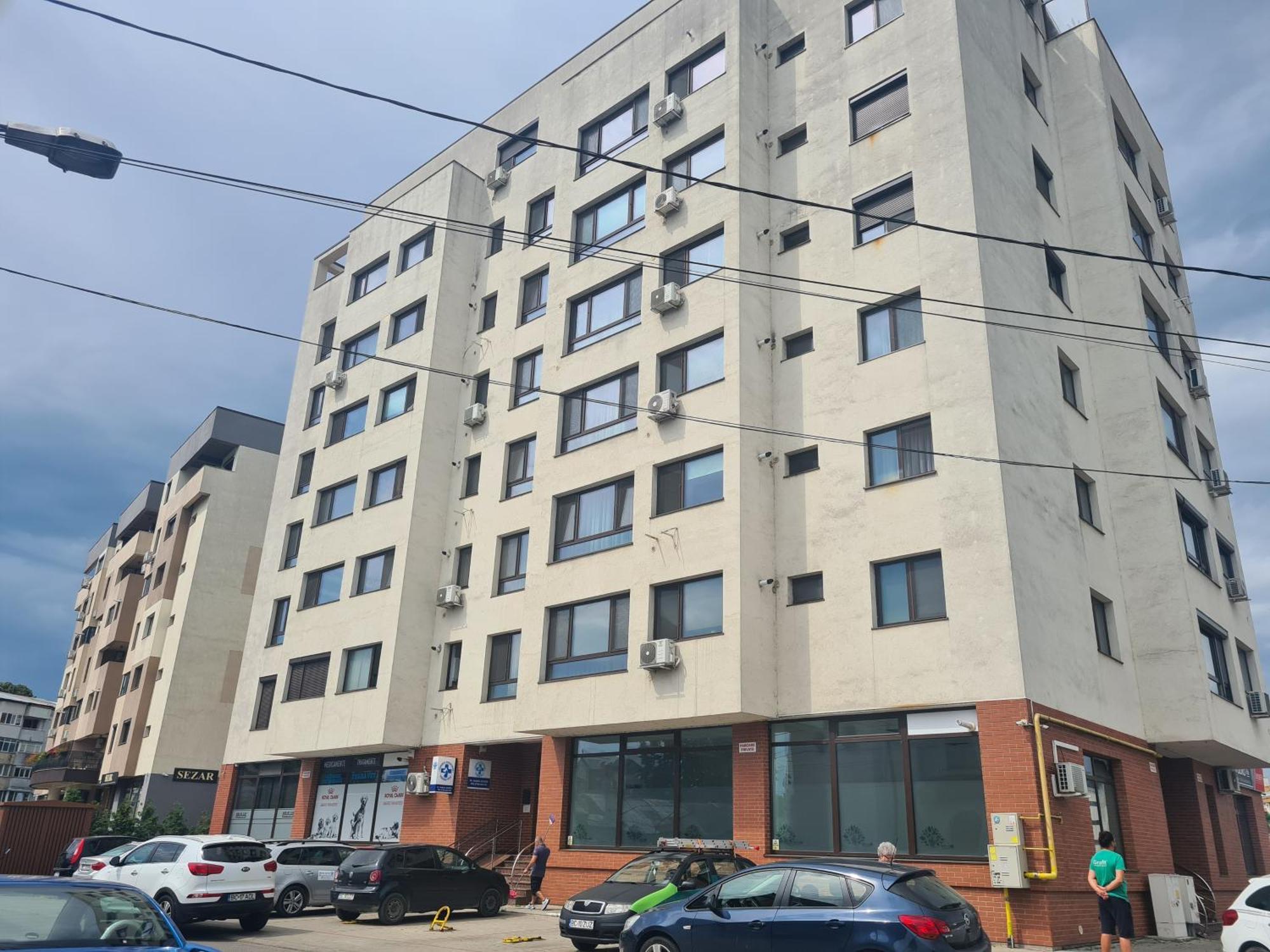Luxury Central Newapartments One Бакэу Экстерьер фото